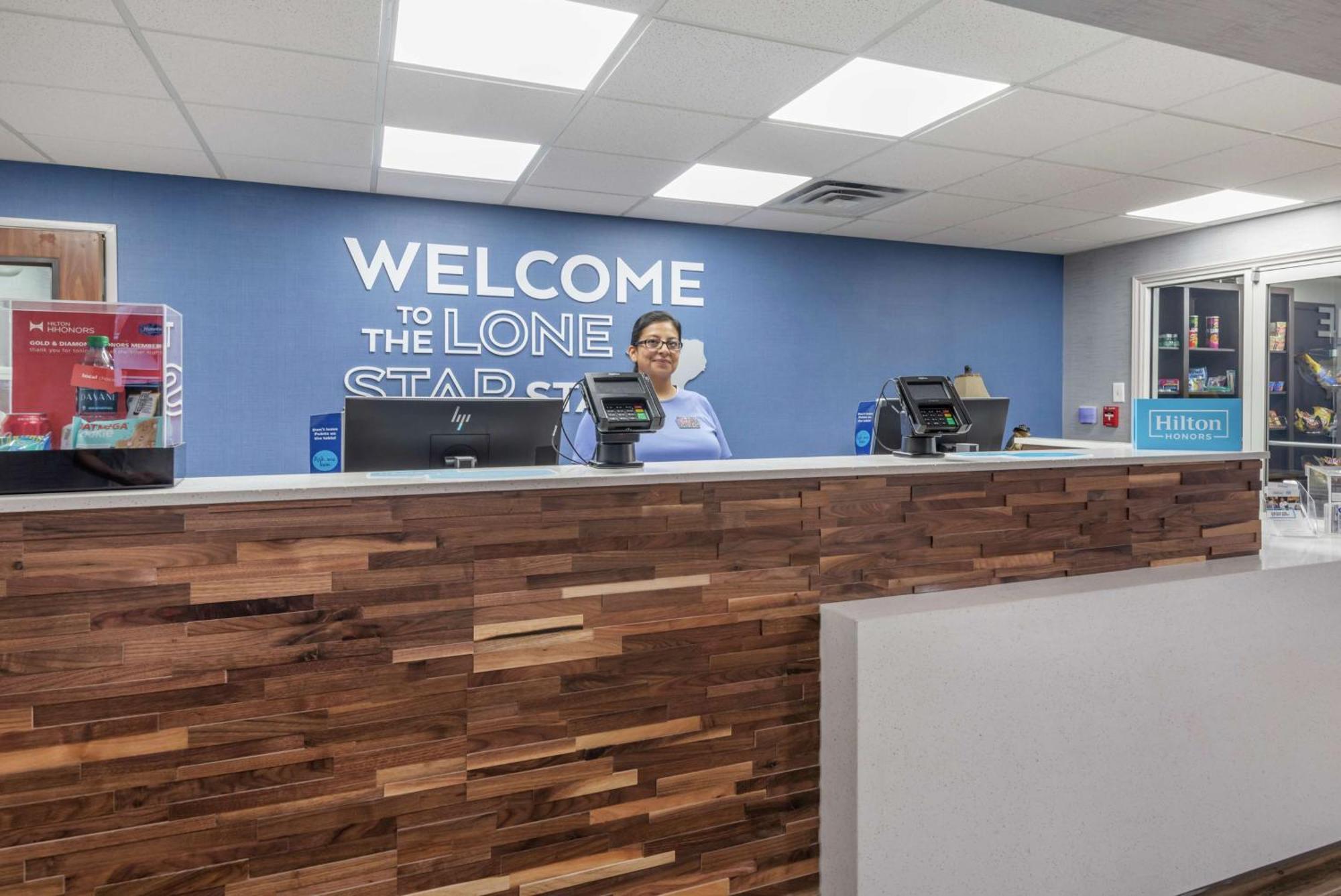 Hampton Inn Brownwood Dış mekan fotoğraf